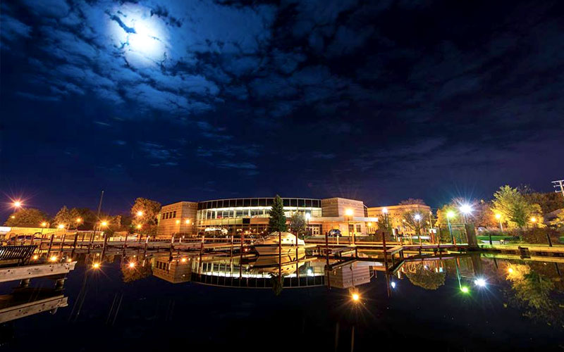 Neenah Public Library